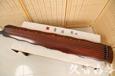 江西省●久音古琴  ●典藏系列  20240509[红洒金竹节]